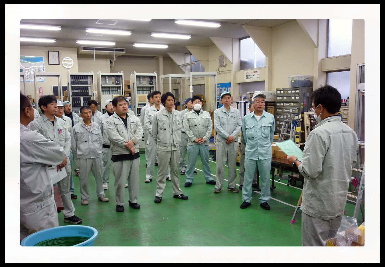 昭和電機製作所 朝礼風景